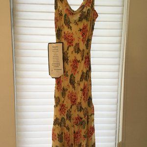 Mid-summer dream - yellow, crushed velvet dress